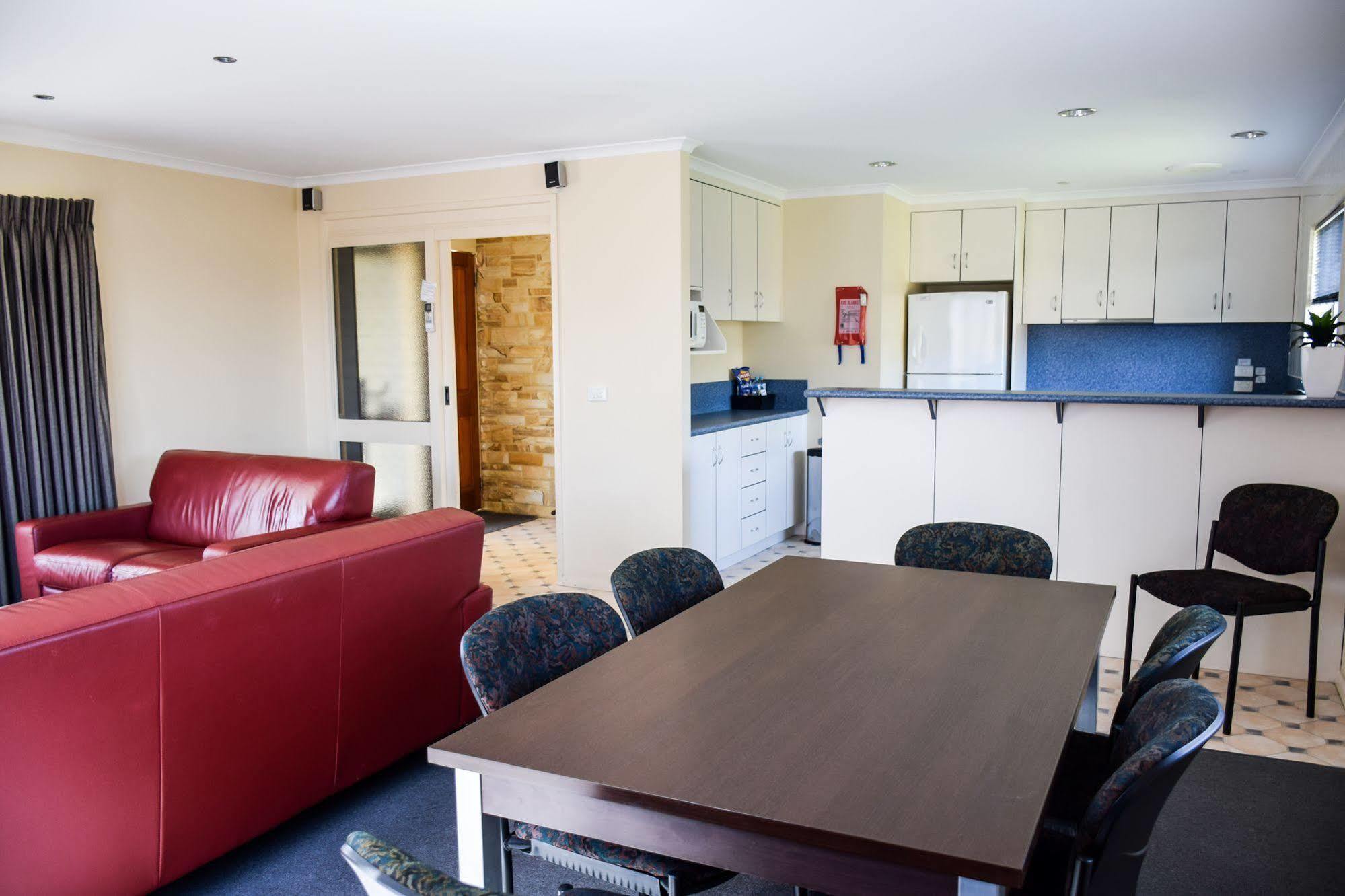 Beachway Motel Алверстон Экстерьер фото